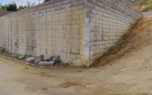 Terreno 24,5 x 32 murado no bairro São João Margem Direita